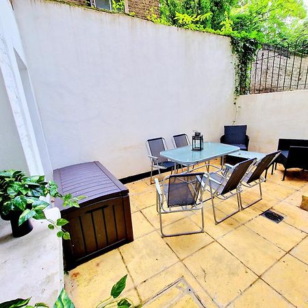 Spacious & Cosy 2 Bedroom Home Plus 2 Sofa-Beds With Private Entrance And Back Patio, 3 Min Walk To Earl'S Court Station London Exterior photo