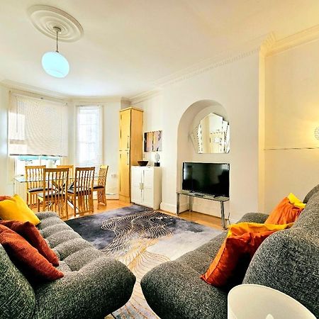 Spacious & Cosy 2 Bedroom Home Plus 2 Sofa-Beds With Private Entrance And Back Patio, 3 Min Walk To Earl'S Court Station London Exterior photo