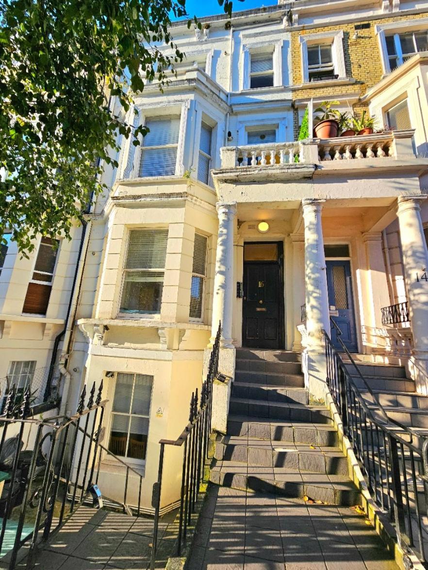 Spacious & Cosy 2 Bedroom Home Plus 2 Sofa-Beds With Private Entrance And Back Patio, 3 Min Walk To Earl'S Court Station London Exterior photo